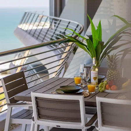 Infinity View Amazing Beachfront Appartement Arenales del Sol