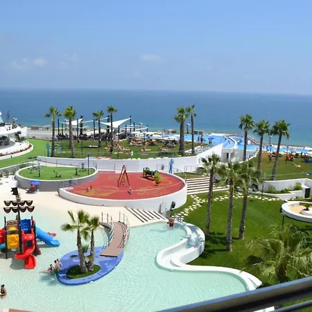 Infinity View Amazing Beachfront