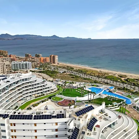 Infinity View Amazing Beachfront Apartamento