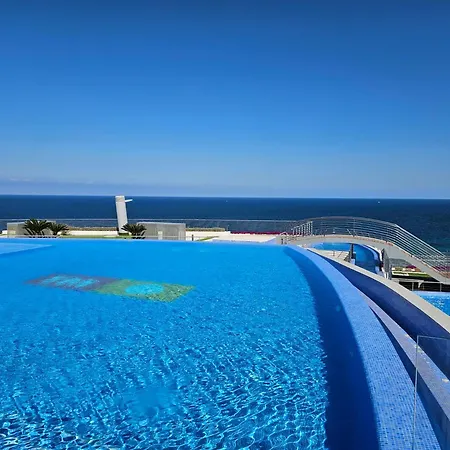 Infinity View Amazing Beachfront *